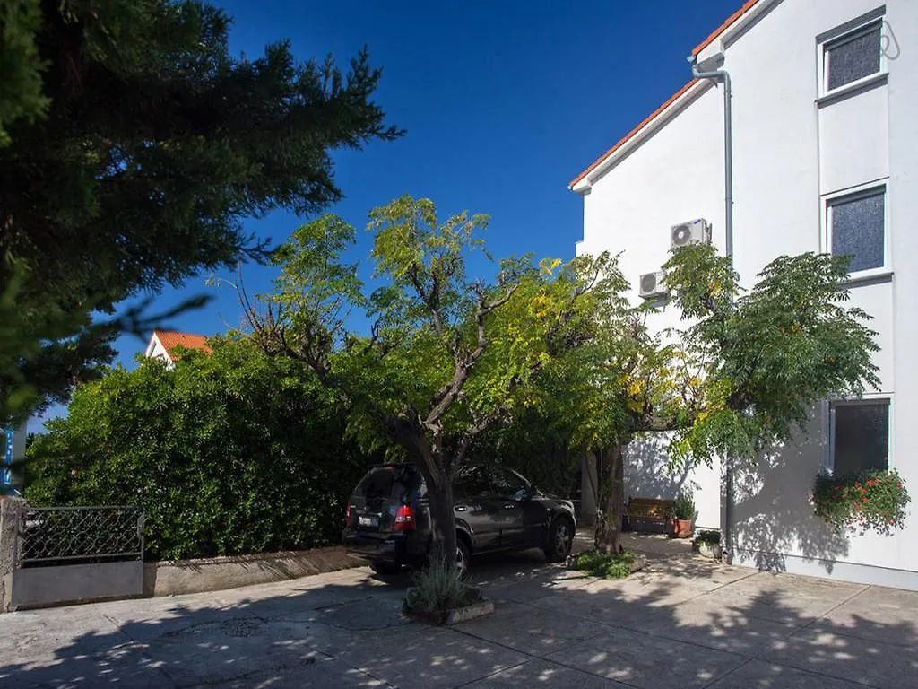 ****  Guest House Mazuth Banjol كرواتيا
